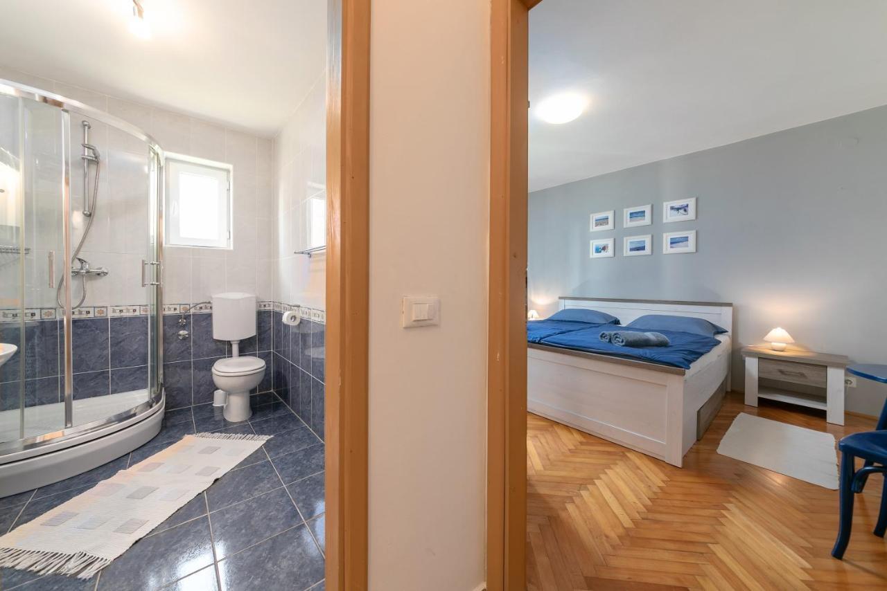 Blue Apartment Vrsar Eksteriør billede